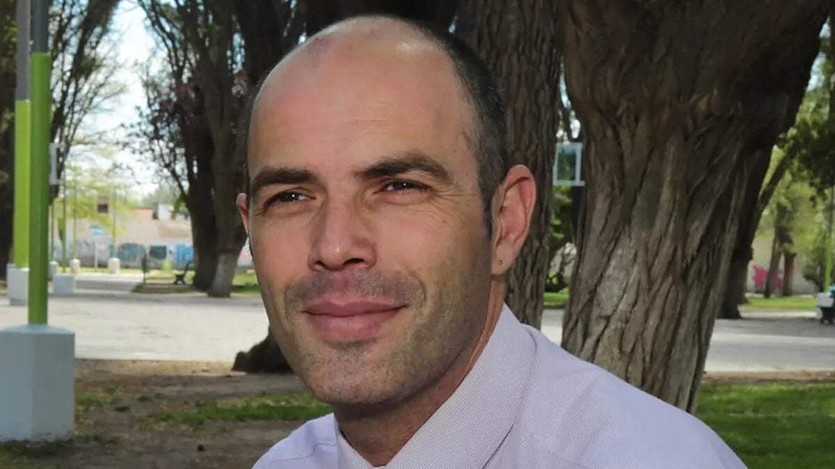 El nuevo jefe comunal de Centenario, Esteban Cimolai. Fuente: (Energía).