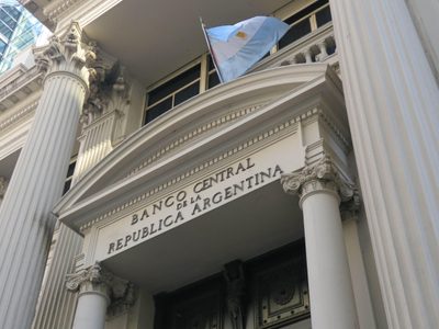 El BCRA estableció una tasa mínima para financiar a los productores de soja