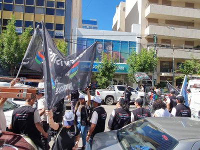Trabajadores de las empresas de cable e Internet reclaman recomposición salarial
