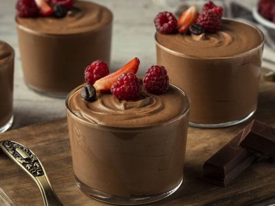 Con solo 2 ingredientes: la receta más rica y fácil de mousse de chocolate casera