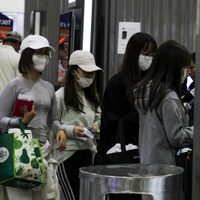 El coronavirus se cobra 132 vidas y deja 6.000 infectados en China