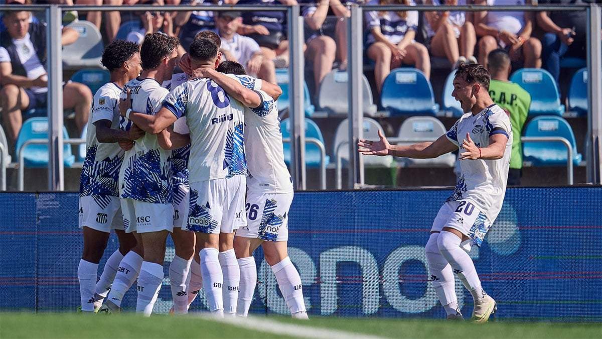 Talleres de Córdoba festejó en La Plata ante Gimnasia.