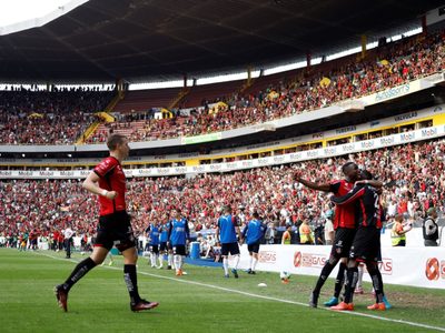 Atlas vence 3-2 en el global a las Chivas y avanza a las semifinales de la Liga MX
