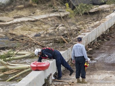 Inundaciones en Texas dejan 37 muertos, entre ellos 14 niños