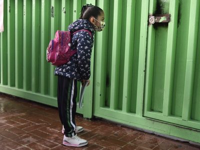 Primera semana de clases presenciales: contagios y cierre de escuelas en estados
