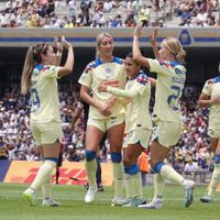 América femenil golea a Pumas a domicilio