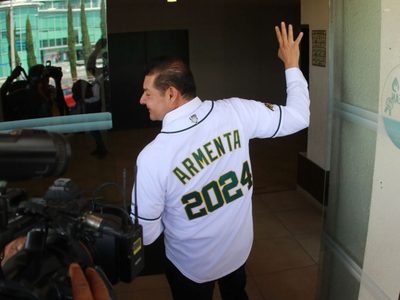Armenta confía aún en llegar a "playoff" en la contienda interna de Morena en Puebla