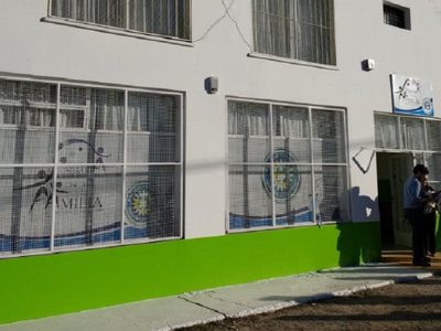 Un vecina de Villa Regina encontró a una niña sola en la vía pública y en plena madrugada