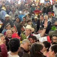 Tunden a Ricardo Mejía Berdeja en mitin; acusa al PRI de mandar provocadores (Video)