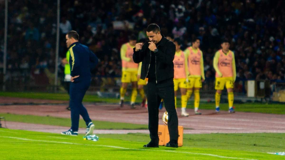 Pumas empata 6-6 con América, pero avanza a semifinales por mejor posición en tabla general