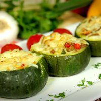 Zapallitos rellenos sin horno: la receta fácil, baja en calorías y lista en pocos minutos