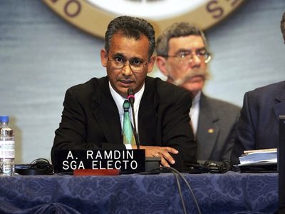 La OEA elige al canciller de Surinam, Albert Ramdin, como su nuevo secretario general