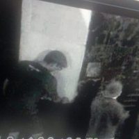 Detienen a cinco hombres por grafitear inmueble artístico en el Centro Histórico