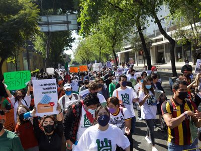 “¡No más hostigamiento al conocimiento!” claman estudiantes del CIDE en marcha