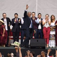 Claudio X. González es apoyado por traficantes de influencia y políticos corruptos: AMLO en el Zócal