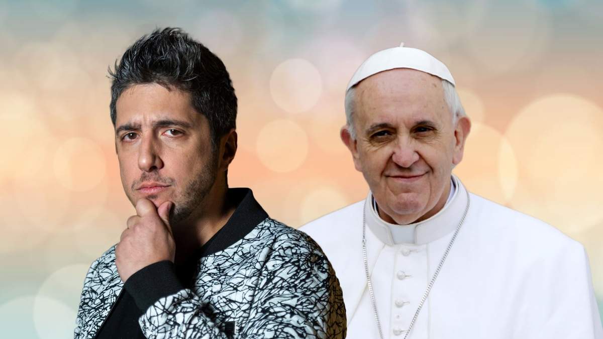 Jey Mammón y el Papa Francisco. Fuente: (Minuto Neuquén)