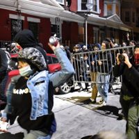 Alcalde de Filadelfia impone toque de queda ante disturbios