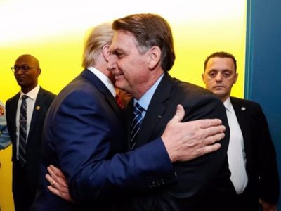 Bolsonaro expresa su apoyo "de corazón" a Trump; le gustaría asistir a su toma de posesión