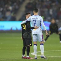 Así se vivió el esperado reencuentro entre Messi y Ronaldo (Videos)