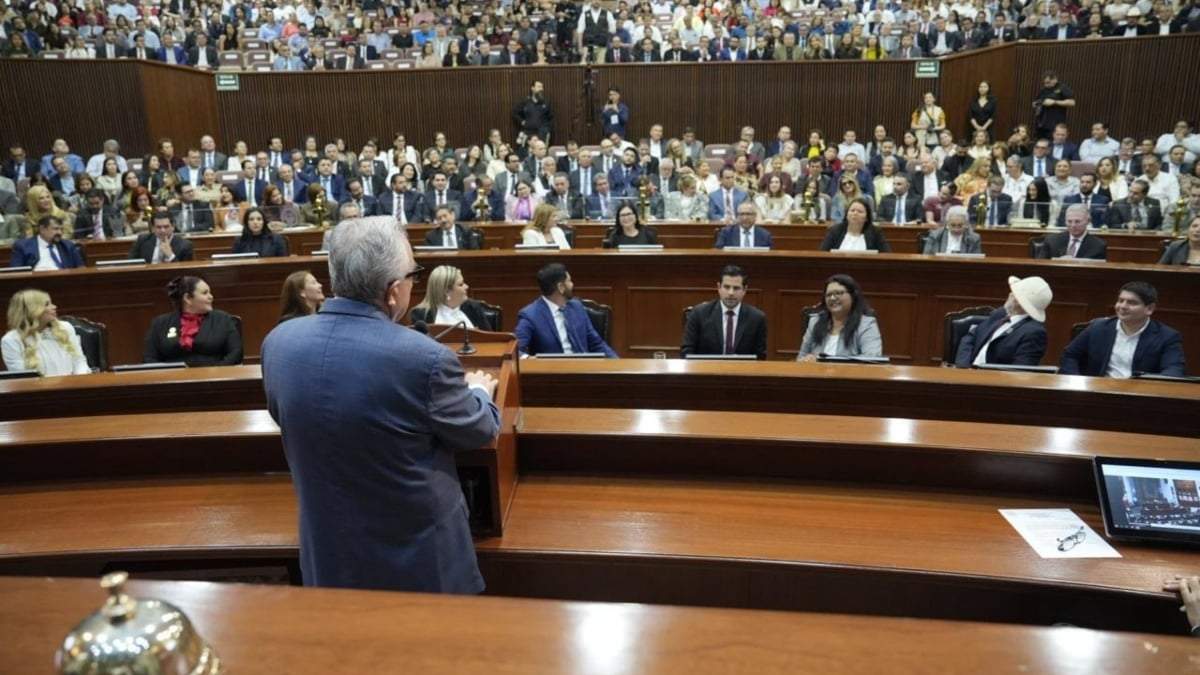 Rubén Rocha Moya en su tercer informe de gobierno