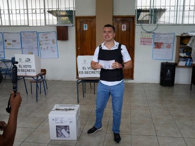 El empresario derechista Daniel Noboa gana la presidencia de Ecuador