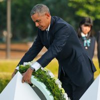 Obama rinde homenaje a víctimas de la bomba atómica en Hiroshima
