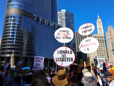 Trump cataloga Chicago como "la ciudad más peligrosa del mundo" y promete "arreglar el problema"