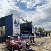 Más de 25 mil personas asistieron a la “mega” exposición de autos antiguos