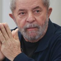 Detienen al expresidente Luiz Inacio Lula da Silva