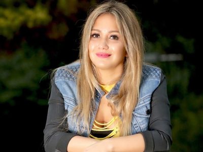 Karina La Princesita estaría irritada por las críticas que recibió tras dejar a su hija con su mamá