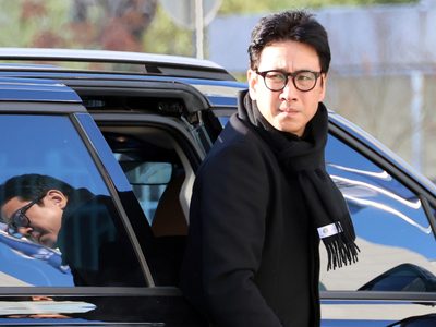 Actor surcoreano Lee Sun-kyun, de la película "Parasite", muere en Seúl