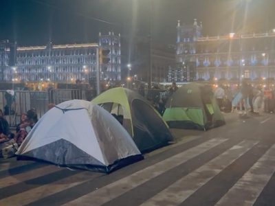 Fans de Rosalía acamparon para estar en primera fila del concierto (Video)