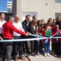 Entregaron 50 nuevas viviendas en el barrio Z1 de ciudad capital y planean llegar a más de 100