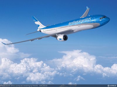 Las aerolíneas podrán vender pasajes sin el 30% de recargo