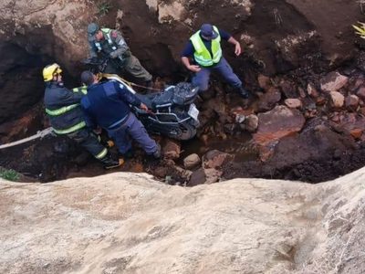 Tragedia en la Ruta 23: motociclista falleció tras un accidente en una alcantarilla sin señalizar