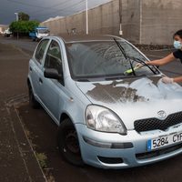 Una colosal nube de cenizas cubre casi por completo a la isla de La Palma