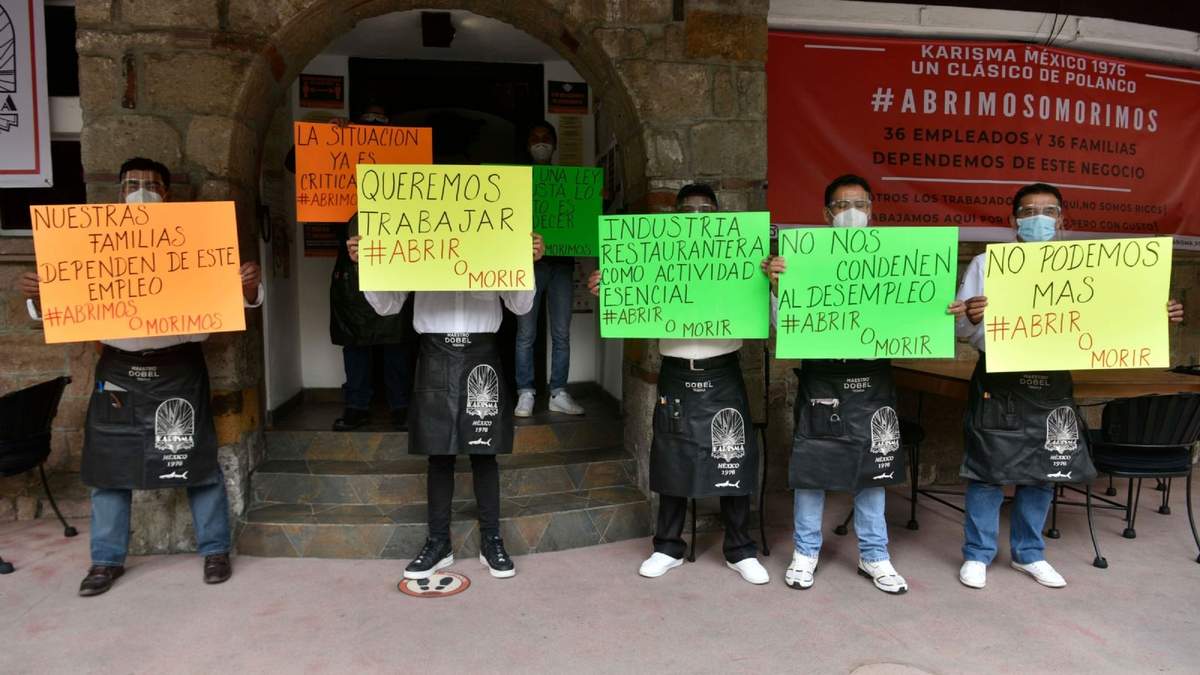 Protesta de empleados del sector restaurantero