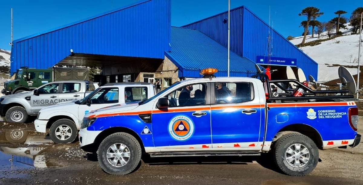Vialidad y Seguridad trabajan en Las Lajas. Fuente: (Twitter)