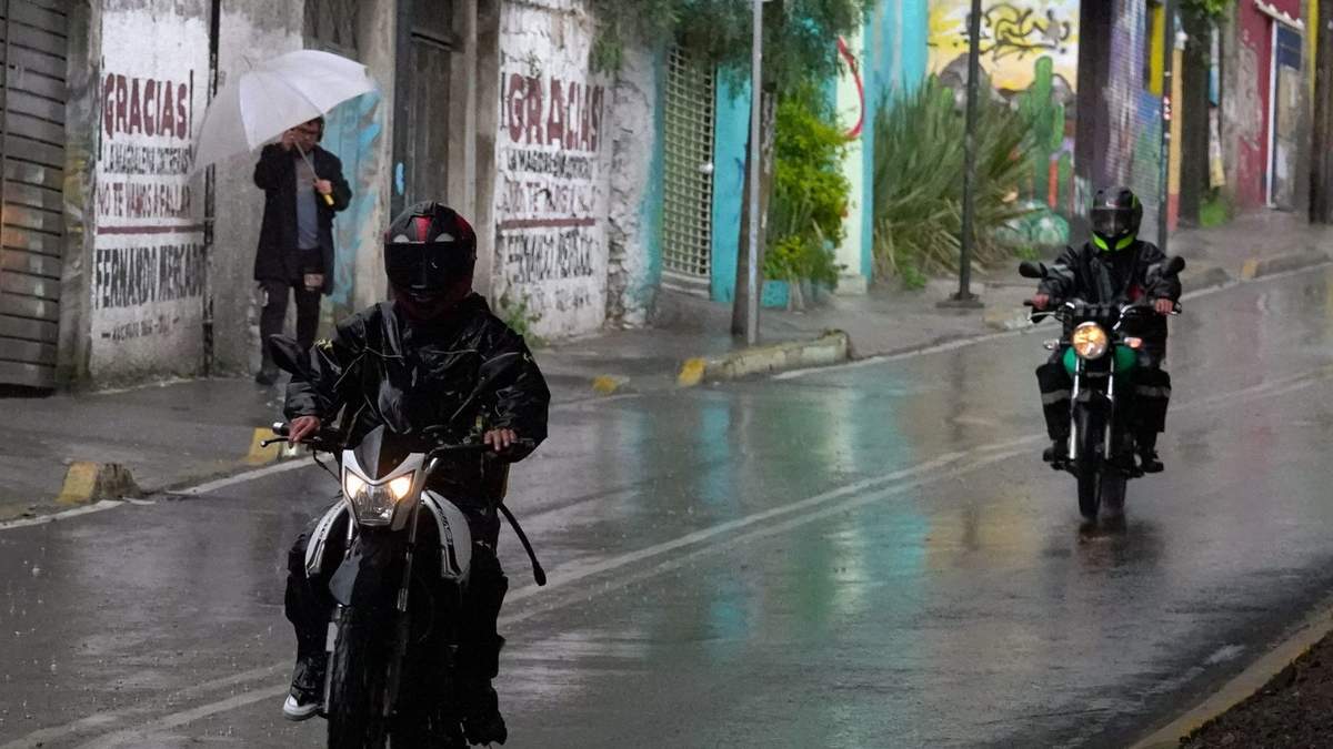 Probabilidad de lluvias e intervalos de chubascos en Ciudad de México este lunes