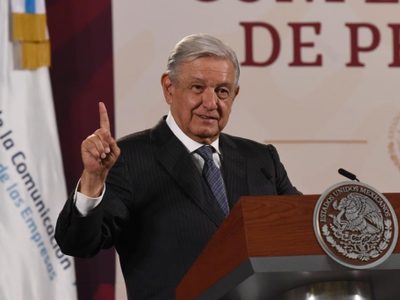 “Sería el colmo que se lo volvieran a robar”: AMLO a Riquelme sobre bienes incautados