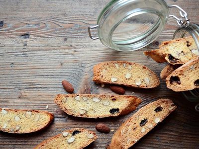 Biscotti de almendras y chocolate: extracrujientes y fáciles de preparar en casa para acompañar con mates