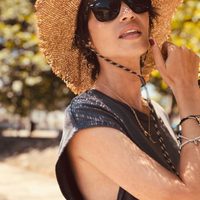 Sara Carbonero devela el look perfecto del verano y un adelanto de su nuevo proyecto