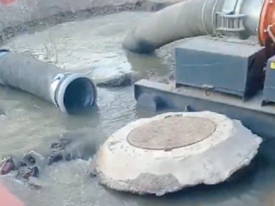 En medio de olores nauseabundos, los vecinos de Guaymallén salieron a la calle a reclamar