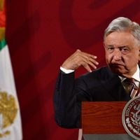 Juez ordena a AMLO reasignar presupuesto para atender epidemia