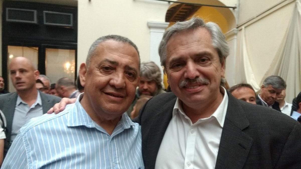 El dirigente social, Luis D´Elía y el presidente de la Nación, Alberto Fernández. Fuente: (Twitter)