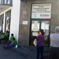 Paran labores empleados sindicalizados de Michoacán; exigen el pago atrasado