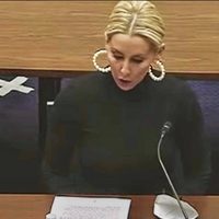 Exporrista acusa al dueño de Commanders de Washington de acoso sexual
