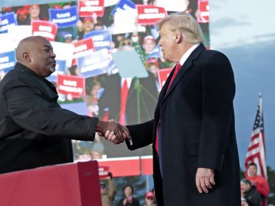 En medio del proceso electoral de Estados Unidos, un candidato republicano está envuelto en un escándalo