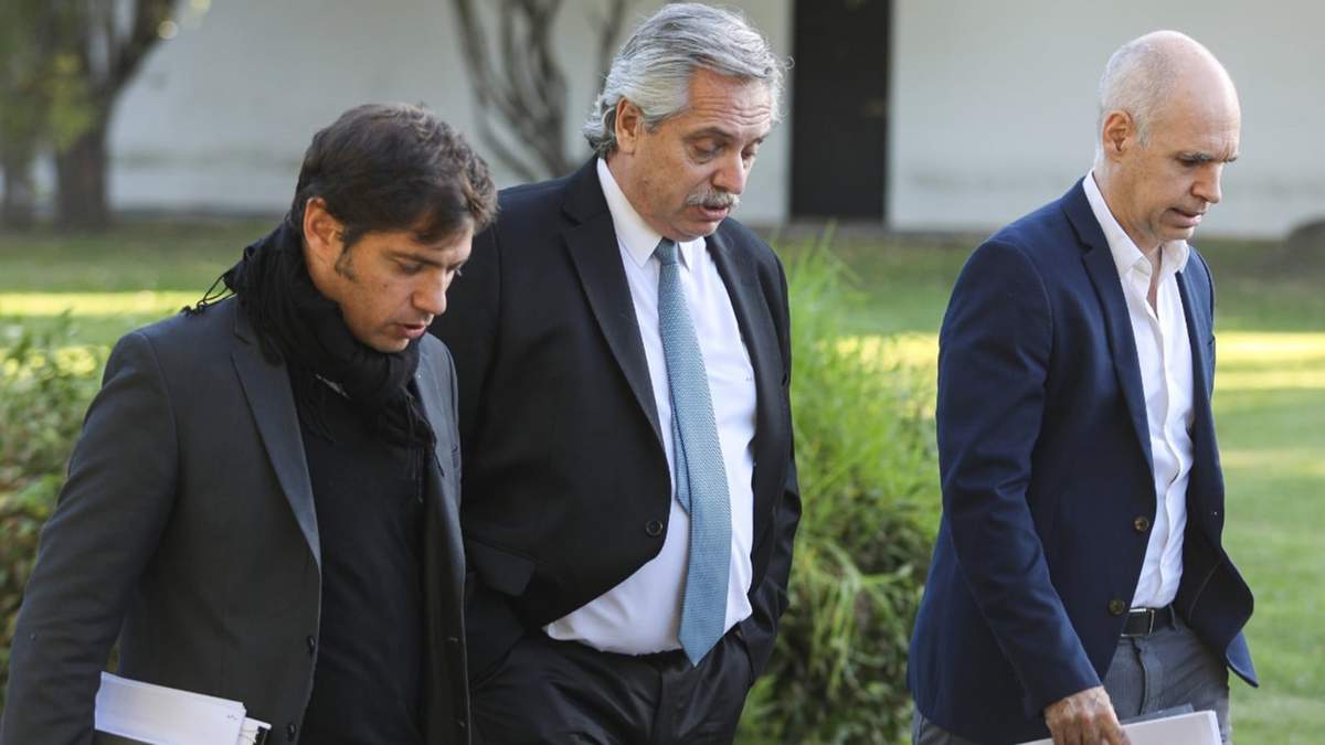 El presidente Alberto Fenández junto a Axel Kicillof y Horacio Rodríguez Larreta. Fuente: (Twitter)