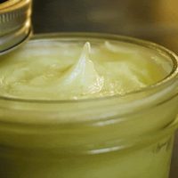 5 ingredientes y muy efectivos: el remedio casero de las abuelas que no te puede faltar en invierno